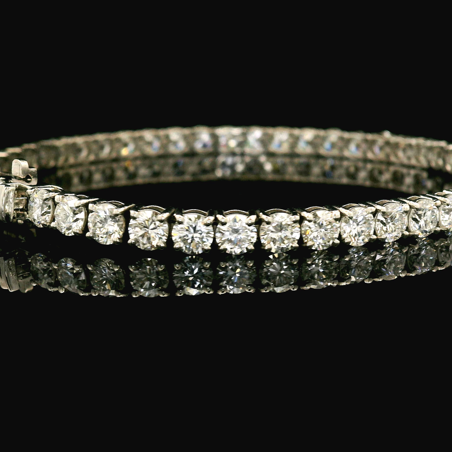 14k White Gold Diamond Tennis Bracelet (8.45CT)