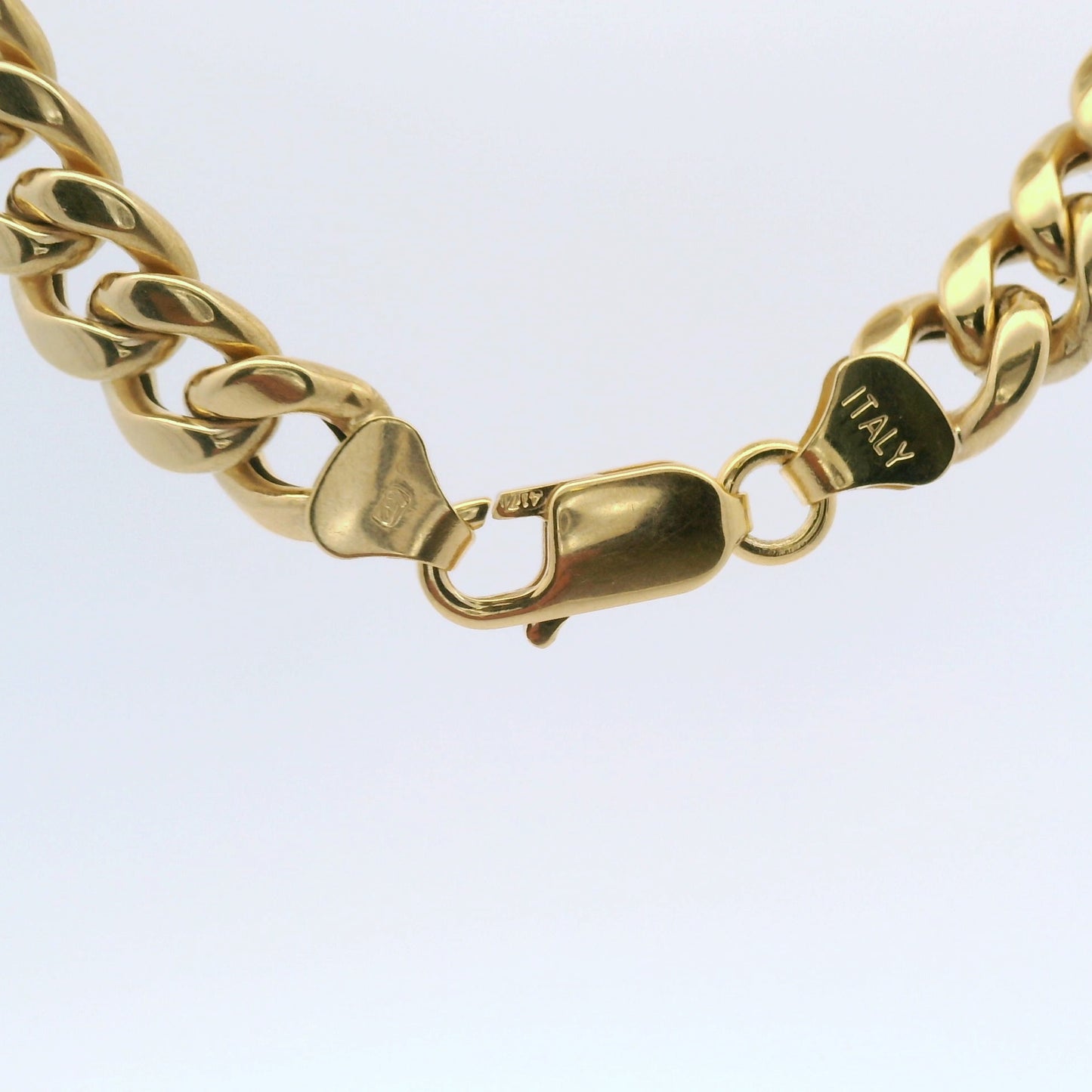 10k Yellow Gold 7.3mm Hollow Cuban Chain (98/gram)