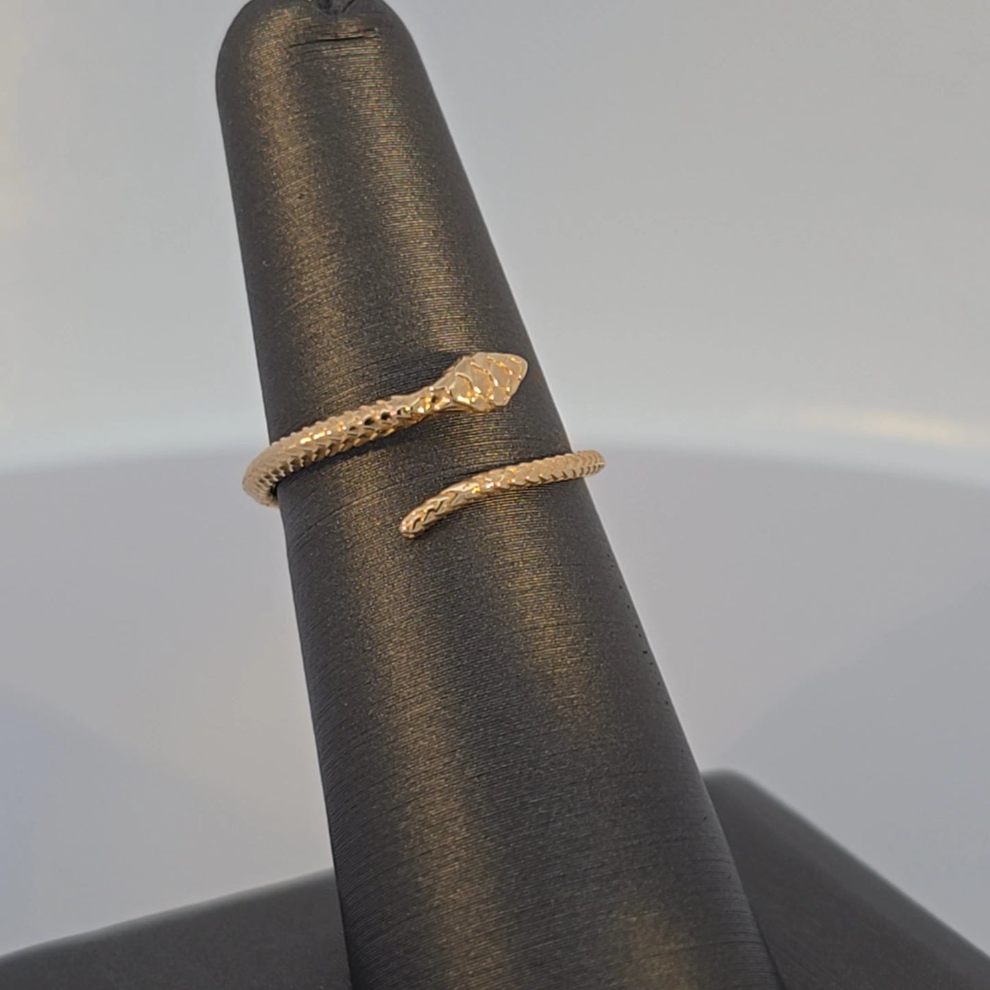 10k Snake Ring